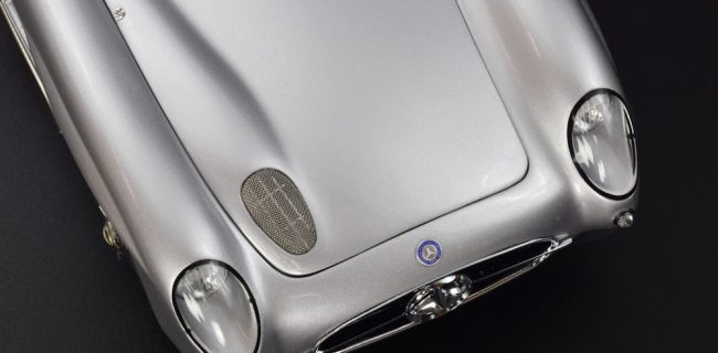 ОБЗОР: CMC Mercedes-Benz 300 SLR Coupé (синий салон)