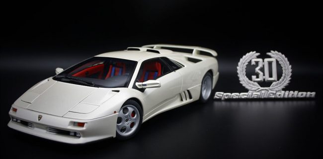 ОБЗОР: AUTOart Lamborghini Diablo 30 SE Jota