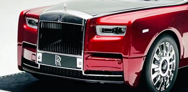 Henson & Heaven Rolls-Royce Phantom Fire Original CE
