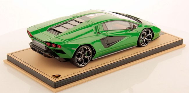 MR New Lamborghini Countach LPI 800-4 — средне-зеленый