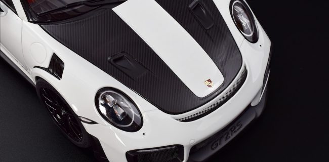 ФОТОГАЛЕРЕЯ: AUTOart Porsche 911 (991.2) GT2 RS Weissach Package