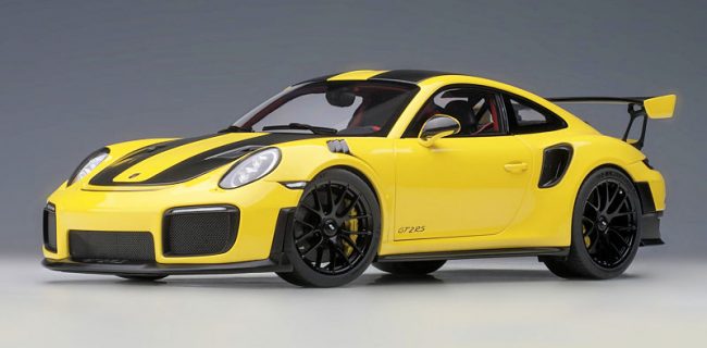 AUTOart Production Porsche 911 (991.2) GT2 RS Weissach Package…