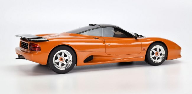 ФОТОГАЛЕРЕЯ: Культовые модели Jaguar XJR-15