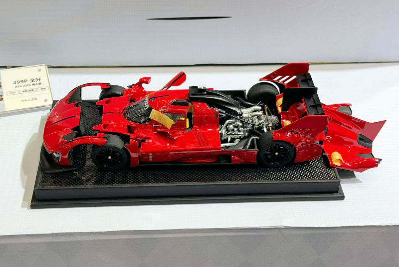 Ferrari 499P в масштабе 1:18: первые сведения об открывающейся модели