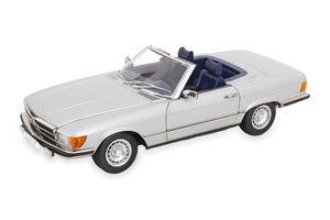 MERCEDES 450 SL R107 WITH REMOVABLE SOFTTOP 1985 SILVER