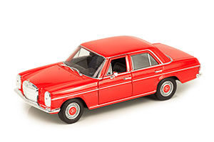 MERCEDES-BENZ 220 W115 КРАСНЫЙ