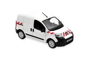 PEUGEOT BIPPER 2009 WHITE WITH RED STRIPING / PEUGEOT БИППЕР 2009 БЕЛЫЙ С КРАСНЫМИ ПОЛОСАМИ