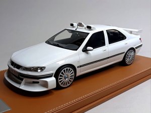PEUGEOT 406 ИЗ К/Ф ТАКСИ 1:18 LIMITED