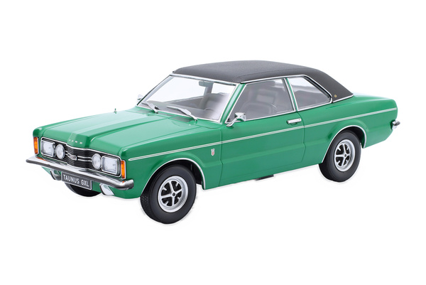 FORD TAUNUS GXL SALOON WITH VINYL ROOF 1971 GREEN FLATBLACK