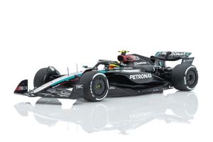 MERCEDES F1 W15 AMG PETRONAS F1 GP BAHRAIN 2024 LEWIS HAMILTON