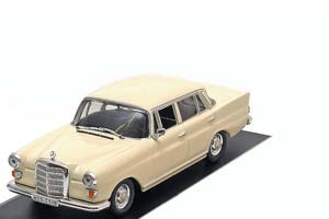 MERCEDES-BENZ 200D (W110) 1965 BEIGE