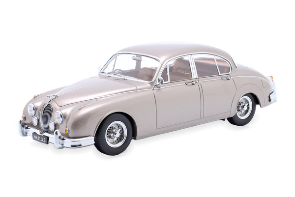 JAGUAR MK II 3.8 RHD 1959 PEARLSILVER