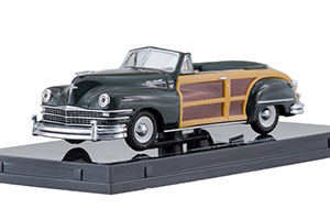 CHRYSLER TOWN & COUNTRY 1947 MEADOW GREEN