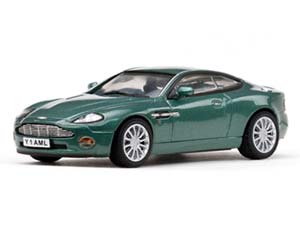 ASTON MARTIN VANQUISH GREEN