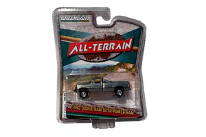 DODGE RAM D250 POWER RAM ПИКАП С ЗАЩИТНОЙ ДУГОЙ В КУЗОВЕ 1992 STERLING SILVER (GREENLIGHT!!! НЕОКРАШЕННЫЙ)