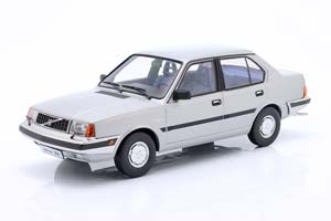 VOLVO 360 1987 SILVER-GREY METALLIC