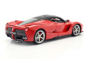 FERRARI LAFERRARI, RED