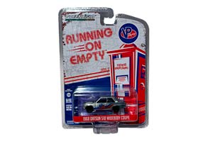DATSUN 510 WIDEBODY COUPE "VP RACING FUELS" 1968 WHITE/BLUE/RED (GREENLIGHT!!! НЕОКРАШЕННЫЙ)