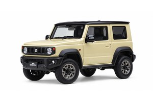 SUZUKI JIMNY SIERRA (JB74) БЕЖЕВЫЙ С ЧЕРНОЙ КРЫШЕЙ(CHIFFON IVORY METALLIC)