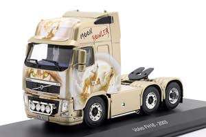 VOLVO FH16 MOON HOWLER 2003 GOLDEN METALLIC