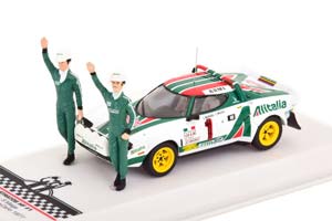 LANCIA STRATOS HF #1 "LANCIA ALITALIA" MUNARI/MAIGA ПОБЕДИТЕЛЬ RALLY MONTE CARLO (С 2 ФИГУРКАМИ) 1977