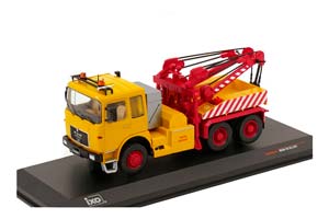 MAN F8 26.281 1982 YELLOW/RED