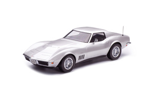 CHEVROLET CORVETTE C3 COUPE 1969 SILVER