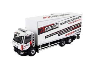 RENAULT D26 6X2 ФУРГОН "EURO TEAM TRANSPORTS" 2018