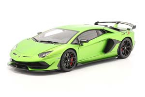 LAMBORGHINI AVENTADOR SVJ MATT GREEN