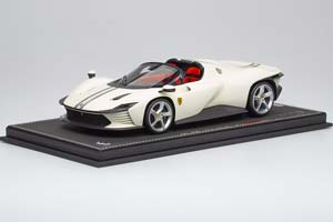 FERRARI DAYTONA SP3 2024 MATT-WHITE SILVER / ФЕРРАРИ ДАЙТОНА СП3 МАТОВЫЙ БЕЛЫЙ (ЛИМИТ 34/50)