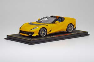 FERRARI 812 COMPETIZIONE SPIDER 2022 YELLOW MET / ФЕРРАРИ КОМПЕТИЦИОНЕ С БОКСОМ (ЛИМИТ 32/200)