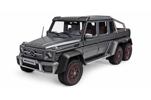 MERCEDES G63 6X6 PLATINUM MAGNO AUTOART 1:18