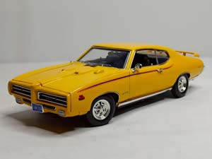 PONTIAC GTO JUDGE 1969 MOTORMAX 1:18