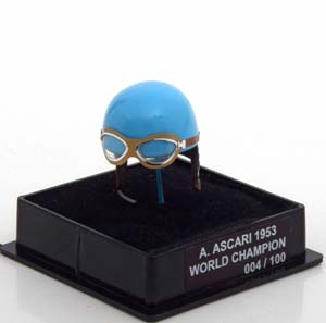 ШЛЕМ FERRARI WORLD CHAMPION 1953 ASCARI WORLD CHAMPIONS COLLECTION, LIMITED 100 PCS. / ФЕРРАРИ ЧЕМПИОН МИРА АСКАРИ ЧАМПИОНС КОЛЛЕКТИОН ЛИМИТИРОВАННАЯ СЕРИЯ 100 ШТ