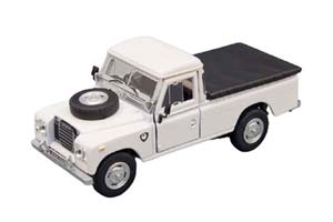 LAND ROVER SERIES 109 PICKUP WHITE