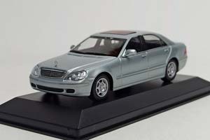 MERCEDES S CLASS 1:43(W220) MAXICHAMPS