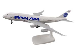 BOEING 747 PANAM / МОДЕЛЬ САМОЛЕТА БОИНГ 747 ПАНАМ НА ШАССИ (ДЛИНА 20 СМ)
