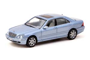 MERCEDES W220 S-KLASS 1999 LIGHT BLUE (ДЛИНА МОДЕЛИ 6-10 СМ)
