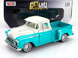 CHEVROLET 3100 PICK-UP STEPSIDE 1957, GREEN MET WHITE