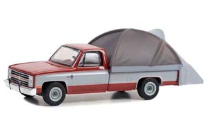 CHEVROLET C20 SILVERADO С ПАЛАТКОЙ 1983 CARMINE RED/SILVER METALLIC (ДЛИНА МОДЕЛИ 6-10 СМ)