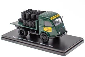 RENAULT 2 TONNES ГРУЗОВИК С УГЛЕМ CHARBONNIER 1947 GREEN