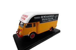 RENAULT FOURGON 25 TONNES DEMENAGEMENTS SEIGNEUR ОРАНЖЕВЫЙ С ЧЕРНЫМ И БЕЛЫМ