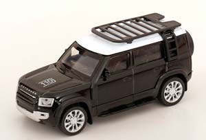 LAND ROVER DEFENDER 110 BLACK WHITE