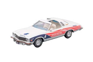 BUICK CENTURY FREE SPIRIT 1975 БЕЛЫЙ