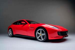 FERRARI GTC4 LUSSO 2016 RED