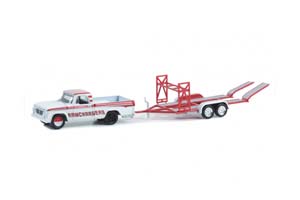 DODGE D-100 ПИКАП "RAMCHARGERS" С ПРИЦЕПОМ-АВТОВОЗОМ 1964 WHITE/RED (ДЛИНА ПРИМЕРНО 15 СМ)