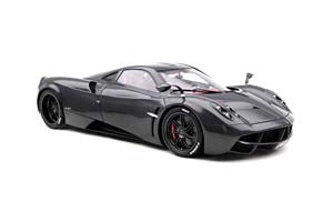 PAGANI HUAYRA 2011 BLACK