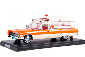 CADILLAC S&S HIGH TOP AMBULANCE 1966 WHITE/ORANGE