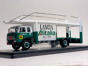 FIAT 673 RACING TRANSPORTER 1976 IXO 1:43