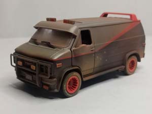 GMC VANDURA (ИЗ Т/С КОМАНДА А) ГРЯЗНЫЙ 1:24